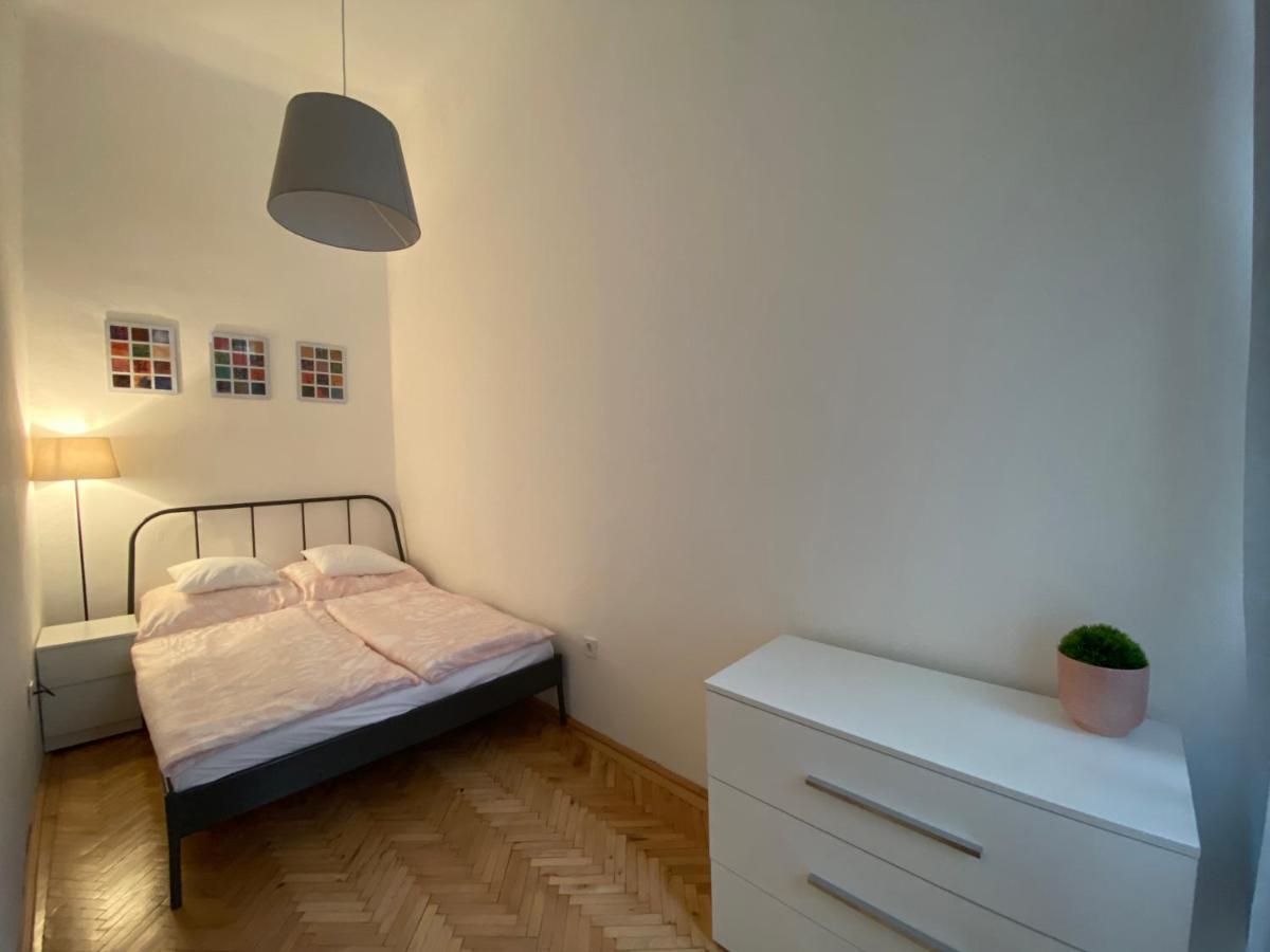 3 Bedrooms- Central Quarter Apartment Budapest Exterior photo